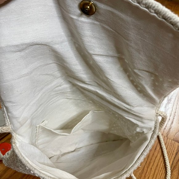 Handmade Y2K white macramé crochet bag purse with wooden beads woven cotton - Picture 9 of 12